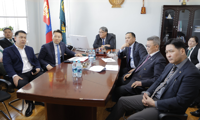  Монгол Улсын Шадар сайд Х.Ганхуяг Дорноговь аймгийн Стандарт, хэмжил зүйн хэлтсийн үйл ажиллагаатай танилцаж, салбарын өнөөгийн нөхцөл байдал, цаашид хэрэгжүүлэх үйл ажиллагааны талаар санал солилцов. 
 